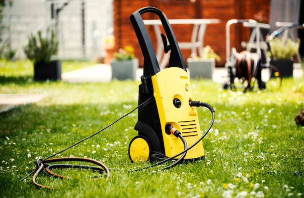 Best Driveway Pressure Washing  in Seadrift, TX